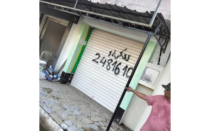 Local commercial Restaurant/café 11